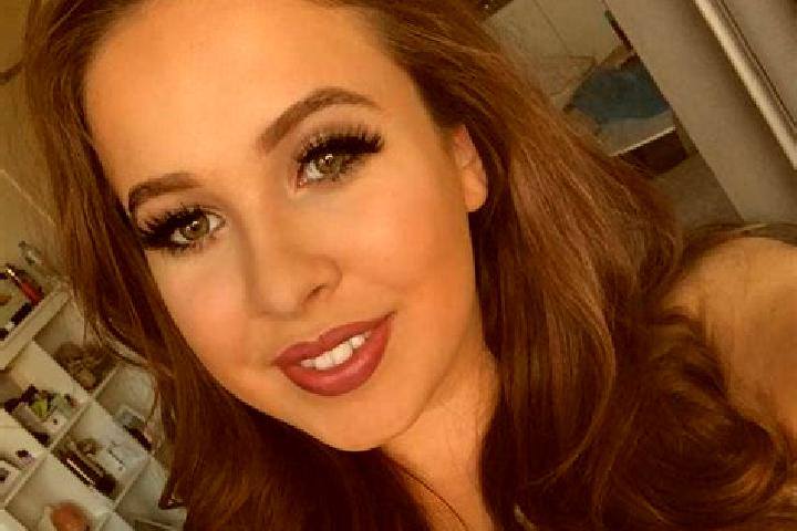 Elizabeth, 25, a chestnut grey-eyed mixed companion based in Orte. Offering Travel Companion, Striptease, Dinner Date. Available for incall and outcall, day ...