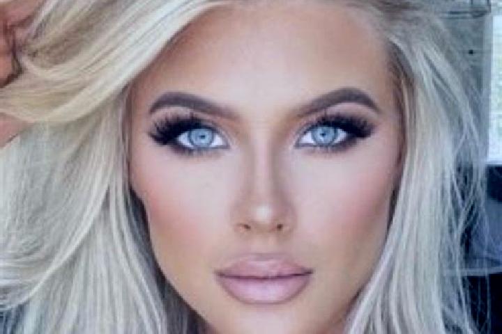 Elizabeth, 25, a platinum blonde brown-eyed asian companion based in Stepney. Offering Prostate Massage, Erotic Massage, Party Girl, Girlfriend Experience. A...