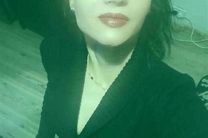 Elizabeth, 25 — Escort in Poroschia, Romania