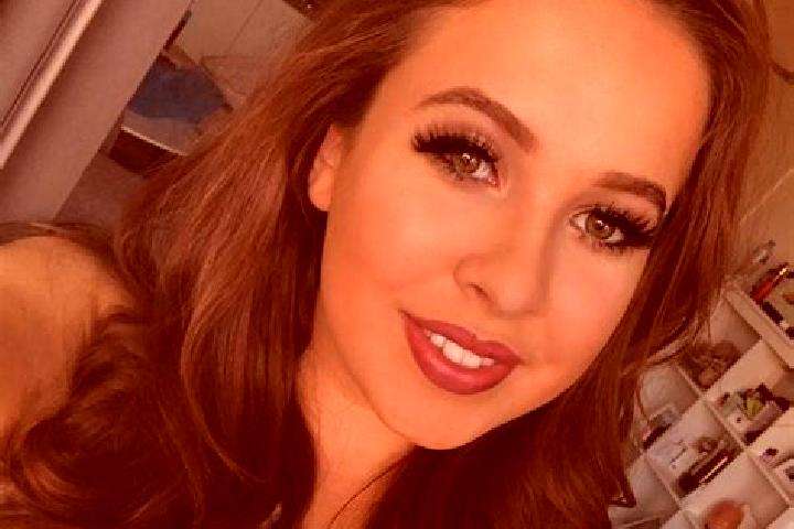 Elizabeth, 26, a auburn brown-eyed indian companion based in Findochty. Offering Travel Companion, Fetish, Striptease, Girlfriend Experience. Available for i...