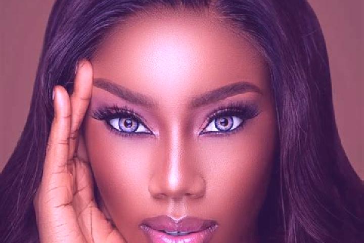 Elizabeth, 26, a chestnut blue-eyed ebony companion based in Torsa. Offering Deep French Kissing, CIM, BDSM, Fetish, Girlfriend Experience. Available for inc...