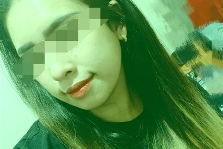 Elizabeth, 26, a dark blonde dark-eyed asian companion based in Munogalindo. Offering BDSM, Overnight, Fetish, Travel Companion, Duos. Available for incall a...