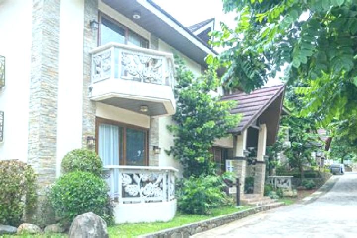 Elizabeth, 26 — Escort in Banawang, Philippines