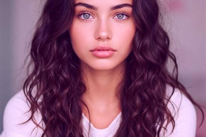 Elizabeth, 27, a blonde amber-eyed mediterranean companion based in Hortlax. Offering GFE, Overnight, Erotic Massage. Available for incall and outcall, day a...