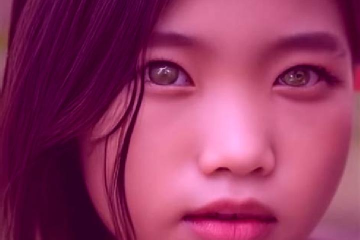 Elizabeth, 27, a brunette green-eyed asian companion based in Hartrandt. Offering GFE, Roleplay, BDSM. Available for incall and outcall, day and evening dates.