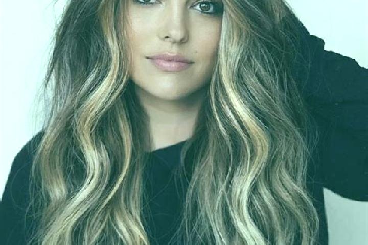 Elizabeth, 27, a dark blonde brown-eyed european companion based in Lubuklinggau. Offering Roleplay, A-Level, Striptease. Available for incall and outcall, d...