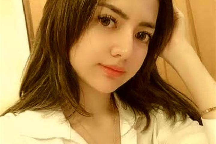 Elizabeth, 27 — Escort in Wolowiro, Indonesia