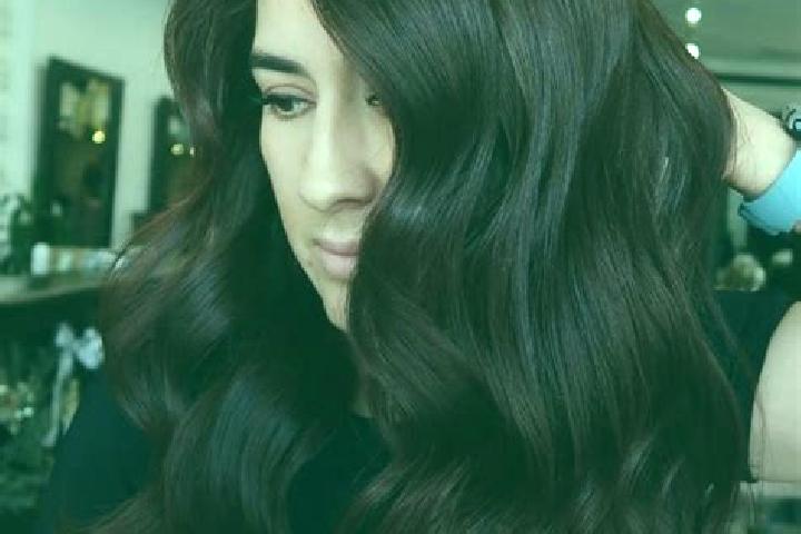 Elizabeth, 28, a auburn dark-eyed indian companion based in Csabrendek. Offering GFE, Party Girl. Available for incall and outcall, day and evening dates.