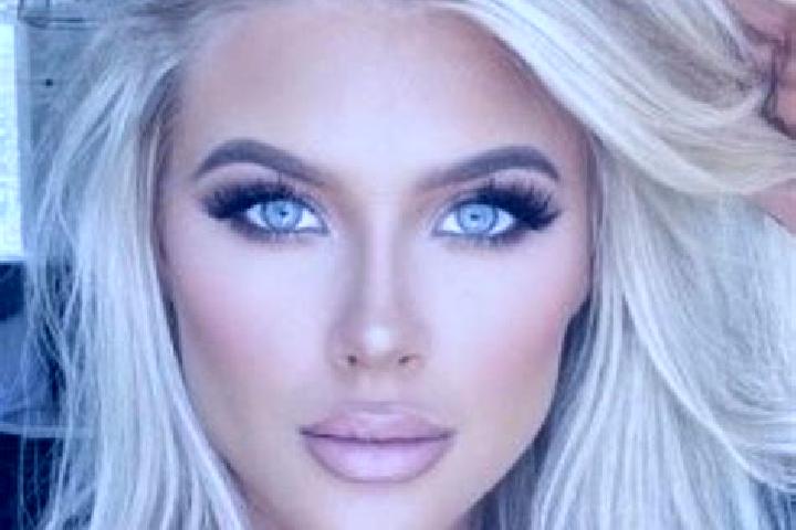 Elizabeth, 28, a platinum blonde brown-eyed mixed companion based in Zenting. Offering GFE, BDSM, Couples, Tantra. Available for incall and outcall, overnigh...