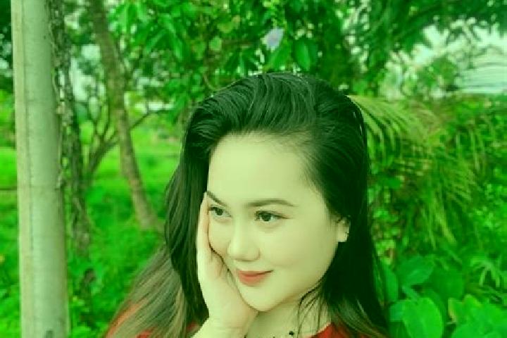 Elizabeth, 28 — Escort in Bumiayu, Indonesia