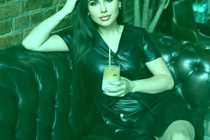 Elizabeth, 28 — Escort in Buryn, Ukraine