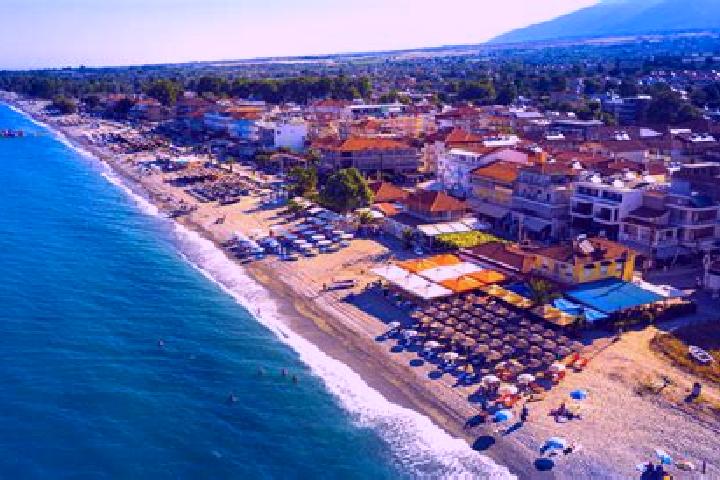 Elizabeth, 28 — Escort in Paralia Vatheos, Greece