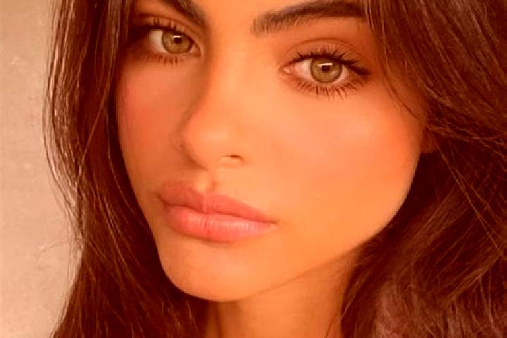 Elizabeth, 29, a brunette brown-eyed indian companion based in Abaujszanto. Offering Deep French Kissing, Party Girl, 69. Available for incall and outcall, d...