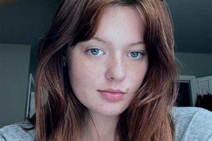 Elizabeth, 29, a red grey-eyed mediterranean companion based in Laguna de Guadalupe. Offering 69, Overnight, A-Level, Deep French Kissing, Domination. Availa...