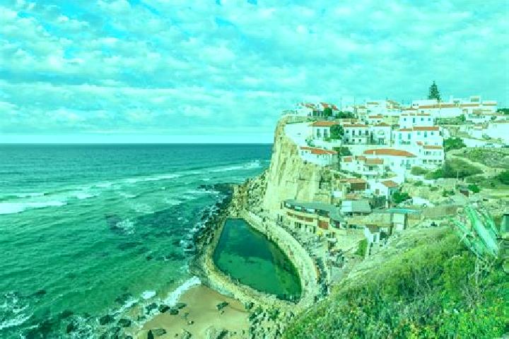 Elizabeth, 29 — Escort in Campo de Besteiros, Portugal