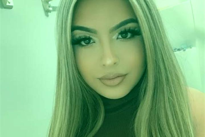 Elizabeth, 30, a blonde brown-eyed latina companion based in South Hill. Offering CIM, Fetish, Couples, Roleplay. Available for incall and outcall, day and e...