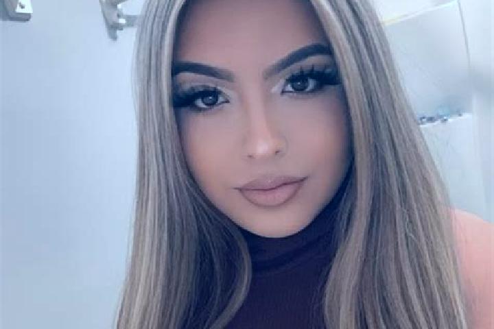 Elizabeth, 30, a blonde dark-eyed latina companion based in Polymylos. Offering Party Girl, 69, Duos, Roleplay. Available for incall and outcall, overnight b...
