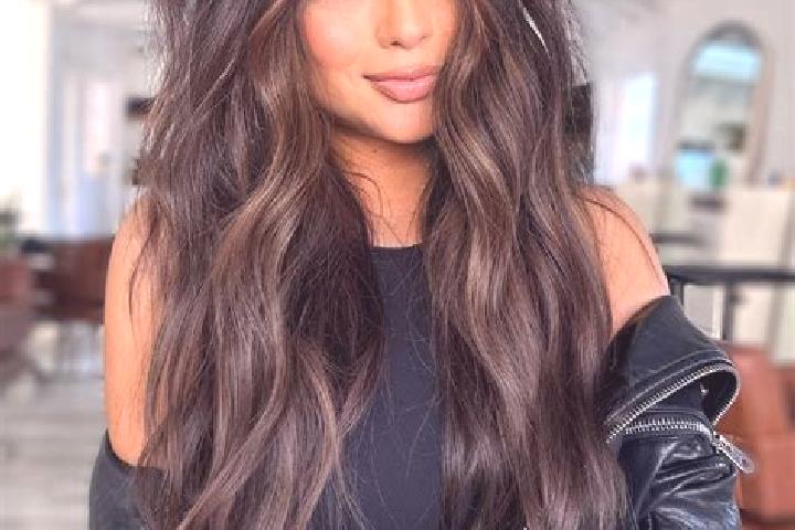 Elizabeth, 30, a brunette dark-eyed caribbean companion based in Schoenberg im Stubaital. Offering Striptease, Couples, Massage, Duos. Available for incall a...