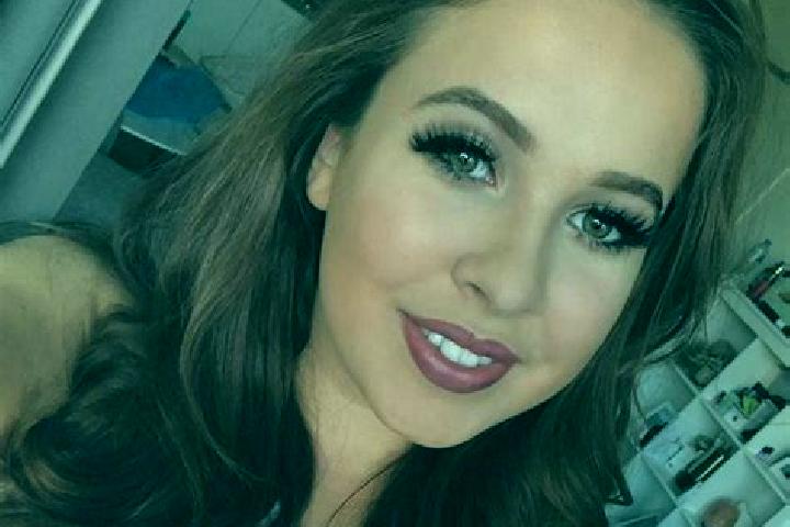 Elizabeth, 30, a dark blonde amber-eyed ebony companion based in Metro. Offering Roleplay, Travel Companion, BDSM, CIM, Massage. Available for incall and out...