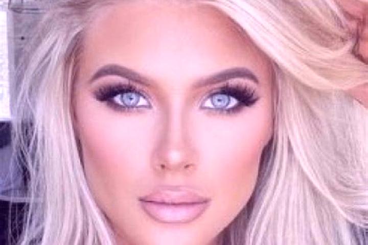 Elizabeth, 30, a platinum blonde blue-eyed mixed companion based in Grossau. Offering Tantra, Striptease, Duos, Massage. Available for incall and outcall, ov...