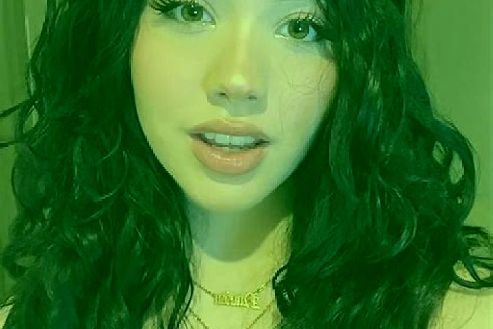 Elizabeth, 31, a black green-eyed latina companion based in Bohicon. Offering Erotic Massage, Party Girl, Duos. Available for incall and outcall, overnight b...