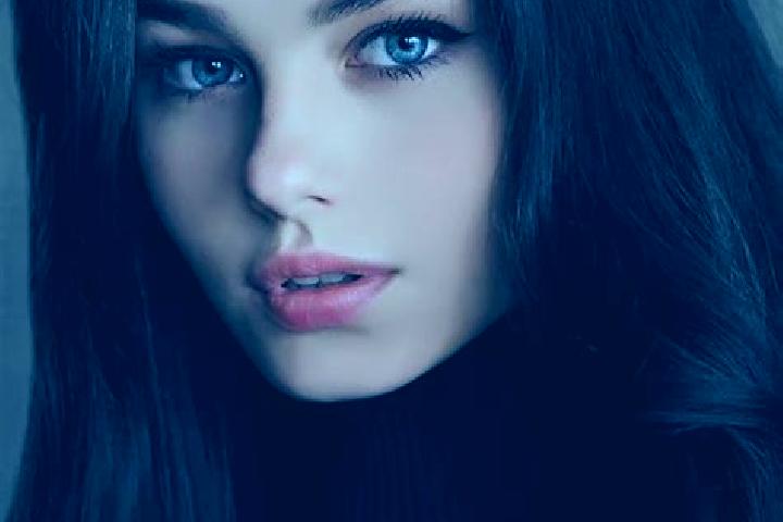 Elizabeth, 31, a brunette dark-eyed slavic companion based in Coronel Fabriciano. Offering Striptease, Travel Companion, Tantra. Available for incall and out...
