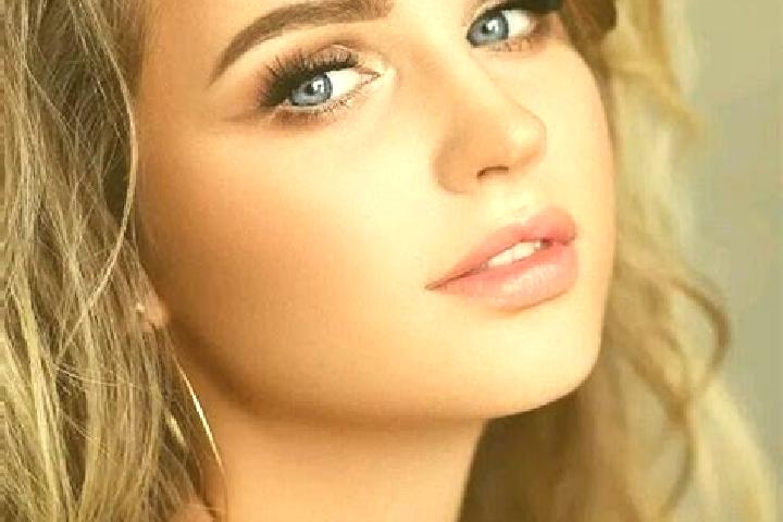 Elizabeth, 31, a dark blonde blue-eyed middle eastern companion based in Karlshuld. Offering Girlfriend Experience, Massage, Prostate Massage, CIM, Travel Co...