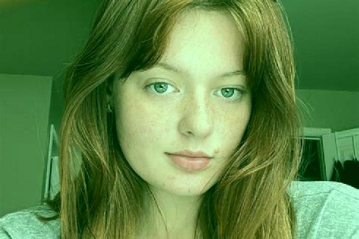 Elizabeth, 31, a red brown-eyed mixed companion based in Dampierre-en-Burly. Offering A-Level, BDSM, Couples, 69. Available for incall and outcall, day and e...