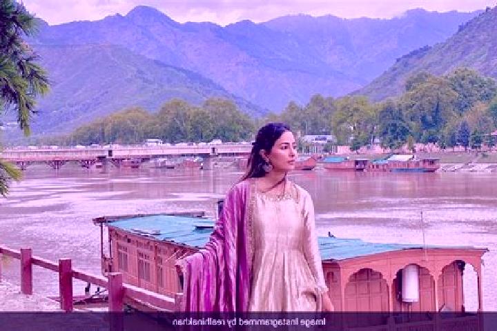 Elizabeth, 31 — Escort in Bunjwah, India