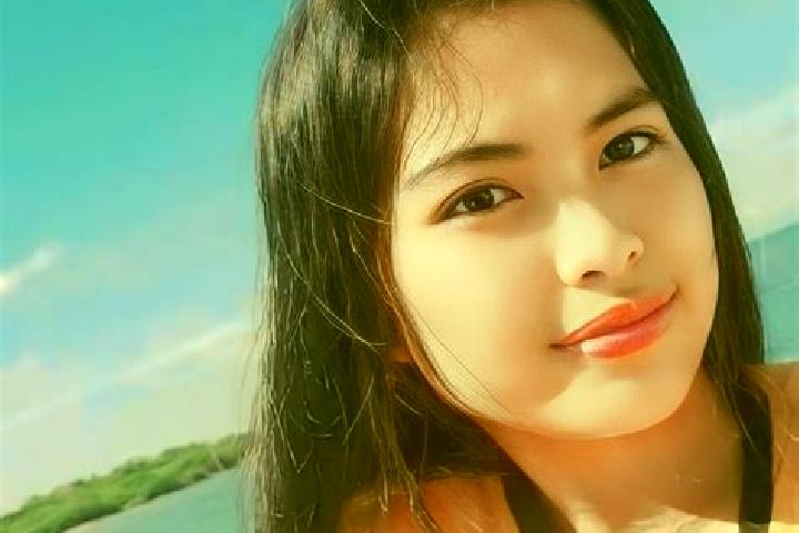 Elizabeth, 31 — Escort in La Castellana, Philippines