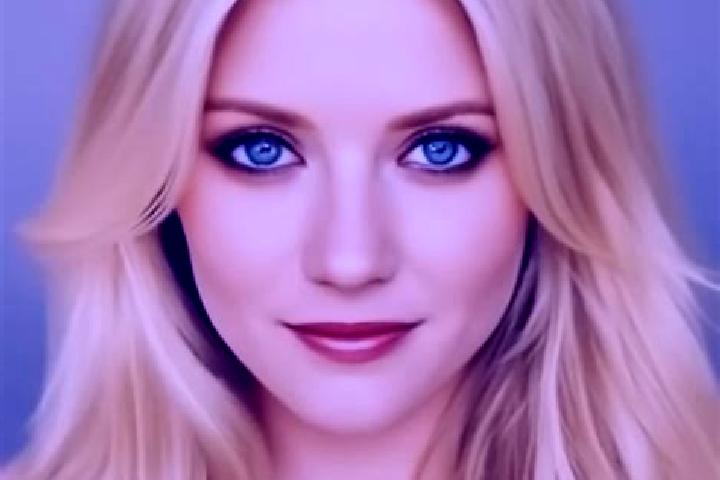 Elizabeth, 33, a blonde amber-eyed caucasian companion based in Locon. Offering BDSM, Party Girl, Massage, A-Level. Available for incall and outcall, overnig...