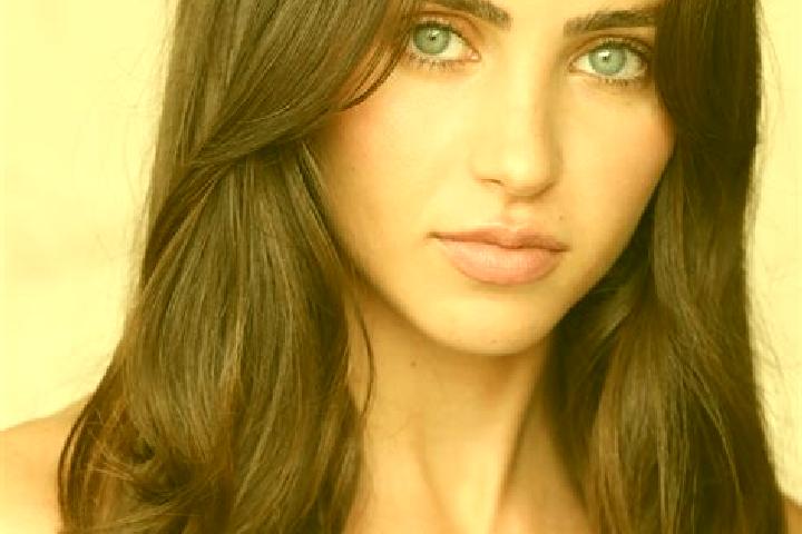 Elizabeth, 33, a brunette green-eyed european companion based in Siah Shir-e Olya. Offering Tantra, 69, BDSM. Available for incall and outcall, day and eveni...