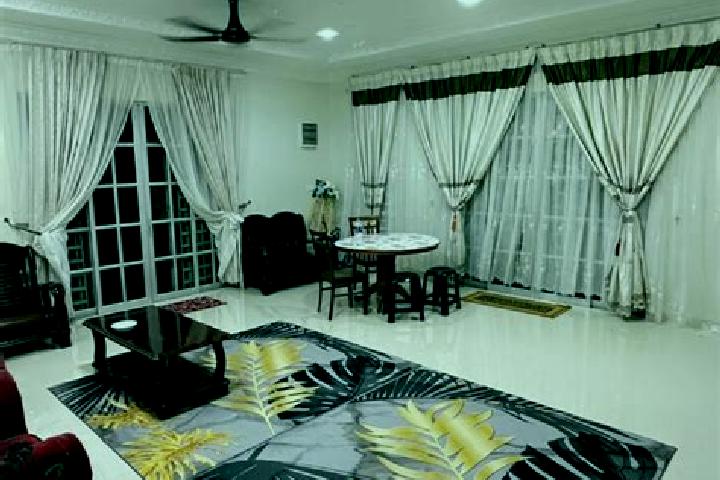 Elizabeth, 33 — Escort in Ayer Hitam, Malaysia