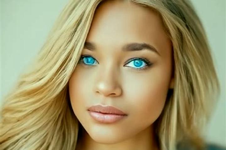 Elizabeth, 34, a dark blonde blue-eyed latina companion based in Paiguano. Offering Roleplay, Domination, Duos, CIM. Available for incall and outcall, day an...