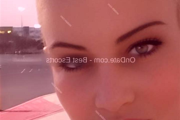 Elizabeth, 34 — Escort in Metuchen, United States
