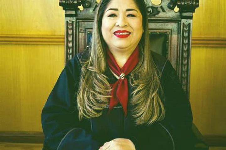Elizabeth, 34 — Escort in Panotla, Mexico