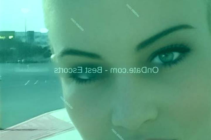 Elizabeth, 34 — Escort in Springville, United States