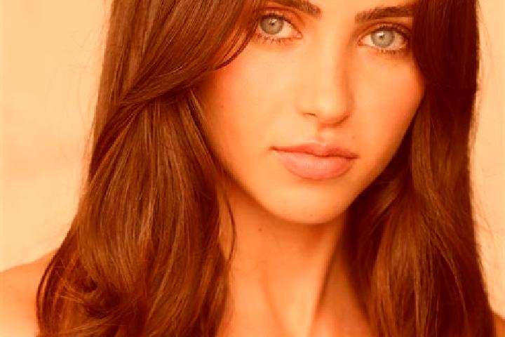 Elizabeth, 35, a red grey-eyed latina companion based in Solomontown. Offering Striptease, Duos, Dinner Date, Prostate Massage. Available for incall and outc...