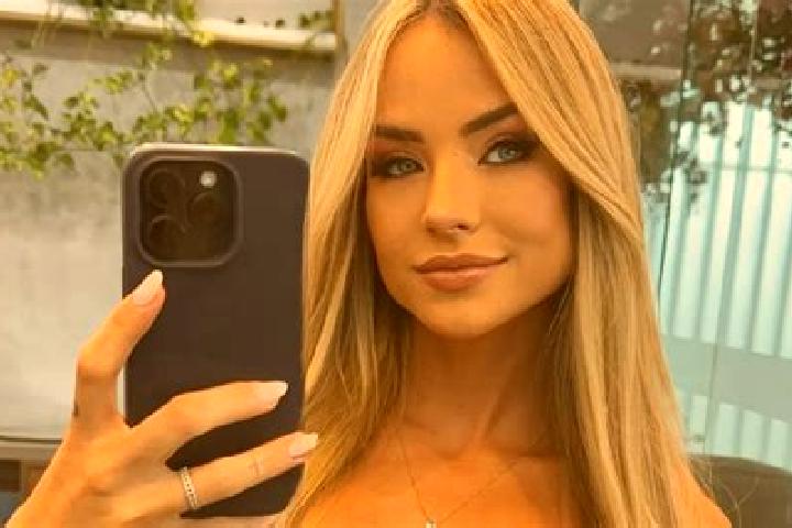 Elizabeth, 35 — Escort in Casa Conejo, United States