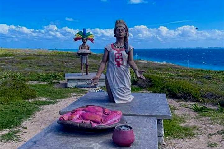 Elizabeth, 36, a auburn blue-eyed indian companion based in Isla Mujeres. Offering Massage, OWO, 69, Overnight. Available for incall and outcall, day and eve...