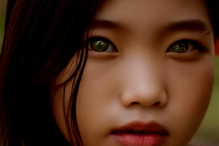 Elizabeth, 36, a auburn green-eyed asian companion based in Tanjung Pinang. Offering OWO, Travel Companion, Fetish, 69, Party Girl. Available for incall and ...