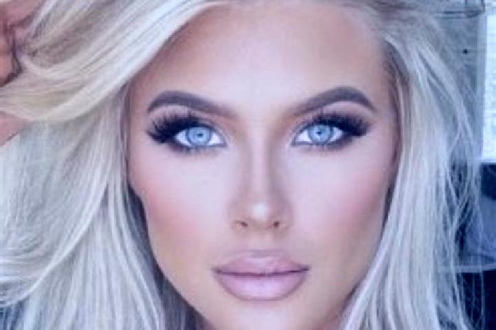Elizabeth, 36, a platinum blonde dark-eyed ebony companion based in Frankweiler. Offering Travel Companion, Striptease. Available for incall and outcall, day...