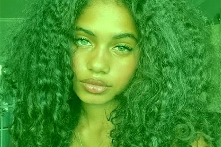 Elizabeth, 36, a red blue-eyed ebony companion based in Ciano. Offering CIM, Girlfriend Experience, Couples. Available for incall and outcall, day and evenin...