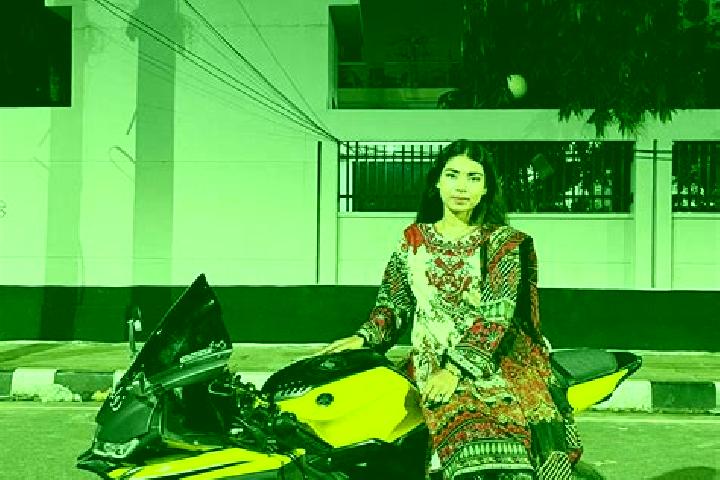 Elizabeth, 36 — Escort in Lakhi, Pakistan