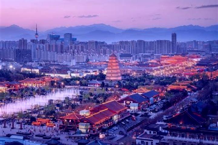 Elizabeth, 36 — Escort in Xun Xian, China