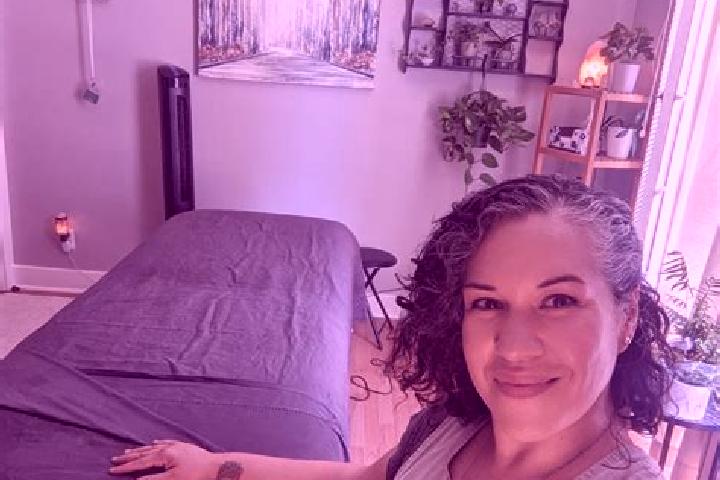 Elizabeth, 37, a chestnut dark-eyed caribbean companion based in Moron de la Frontera. Offering Massage, Travel Companion, Striptease. Available for incall a...