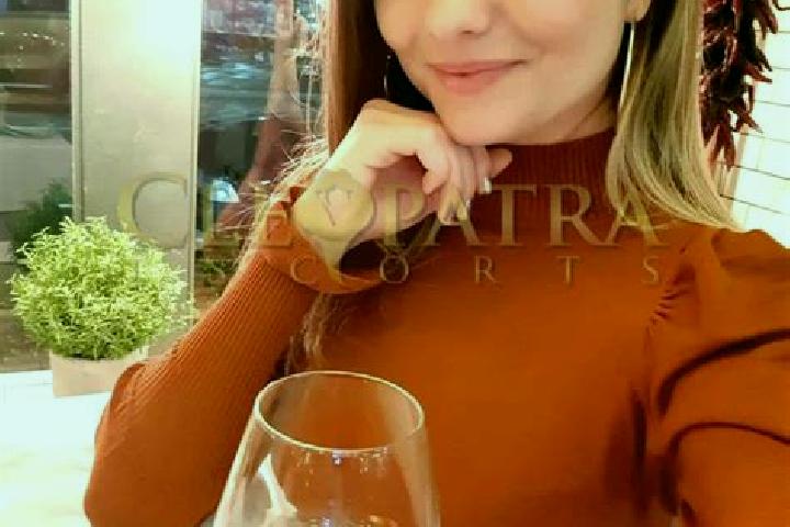 Elizabeth, 37, a red hazel-eyed mediterranean companion based in San Lorenzello. Offering A-Level, Dinner Date, OWO, GFE. Available for incall and outcall, d...