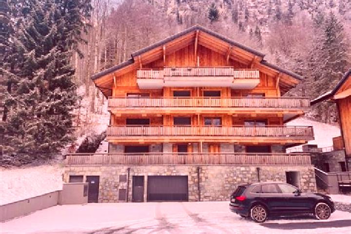 Elizabeth, 37 — Escort in Montriond, France
