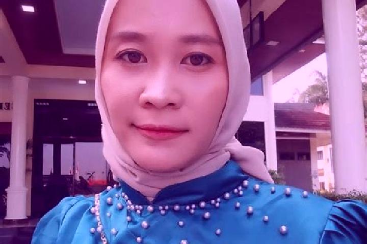 Elizabeth, 37 — Escort in Sumbergesing Wetan, Indonesia