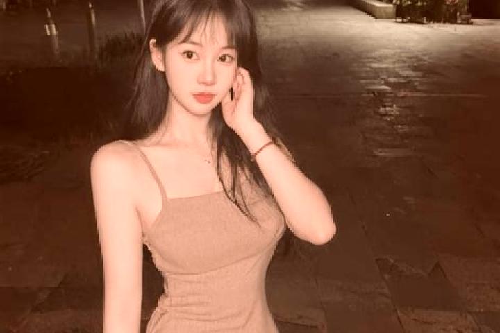 Elizabeth, 37 — Escort in Tandian, China